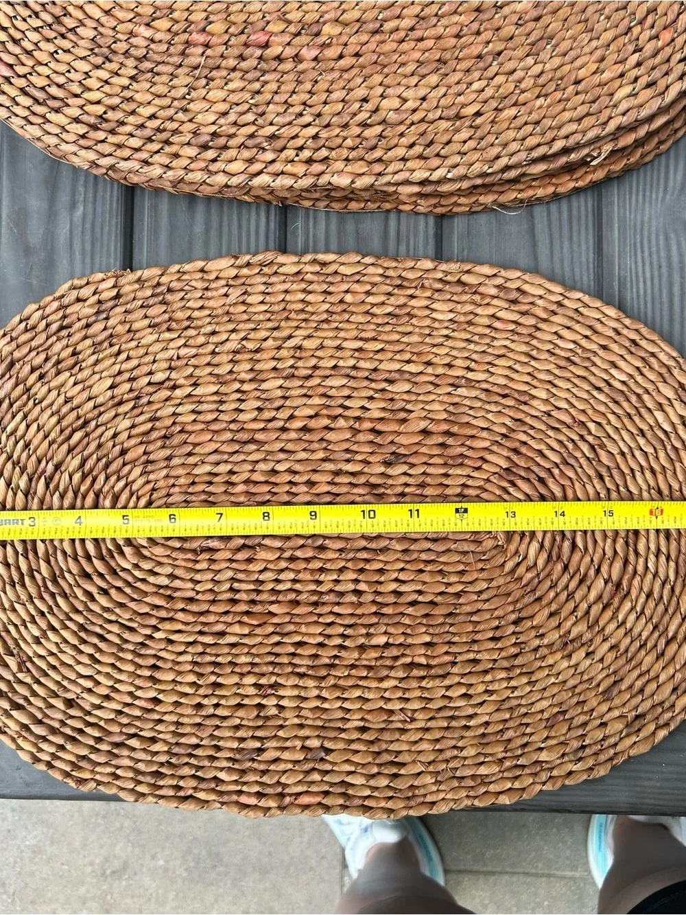 Set of 6 William Sonoma Oval Placemats
